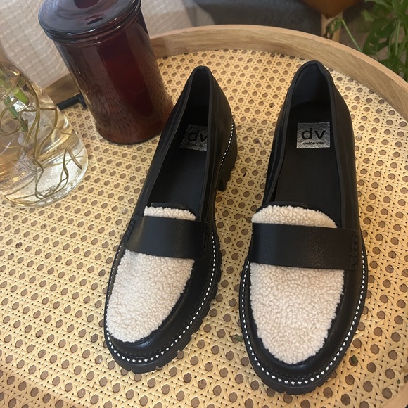 Dolce Vita Women's Loafers - Picture 2 of 3